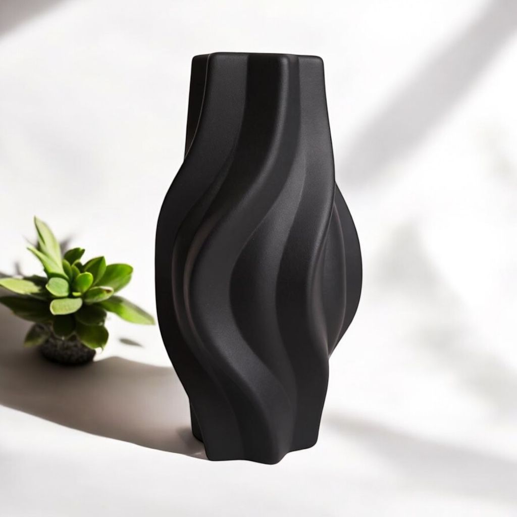 Black Wave Ridge Vase